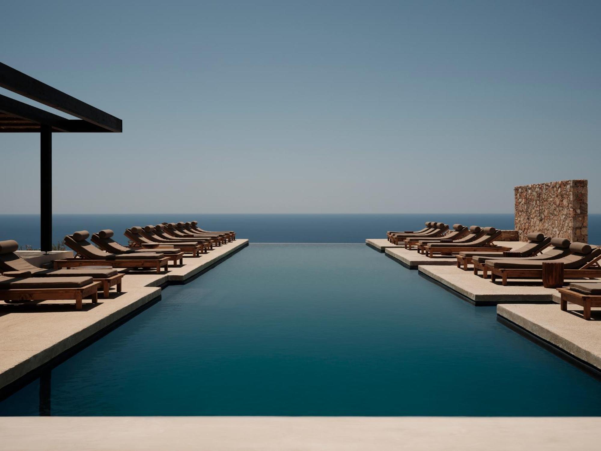 Gundari Hotell Petousis Exteriör bild