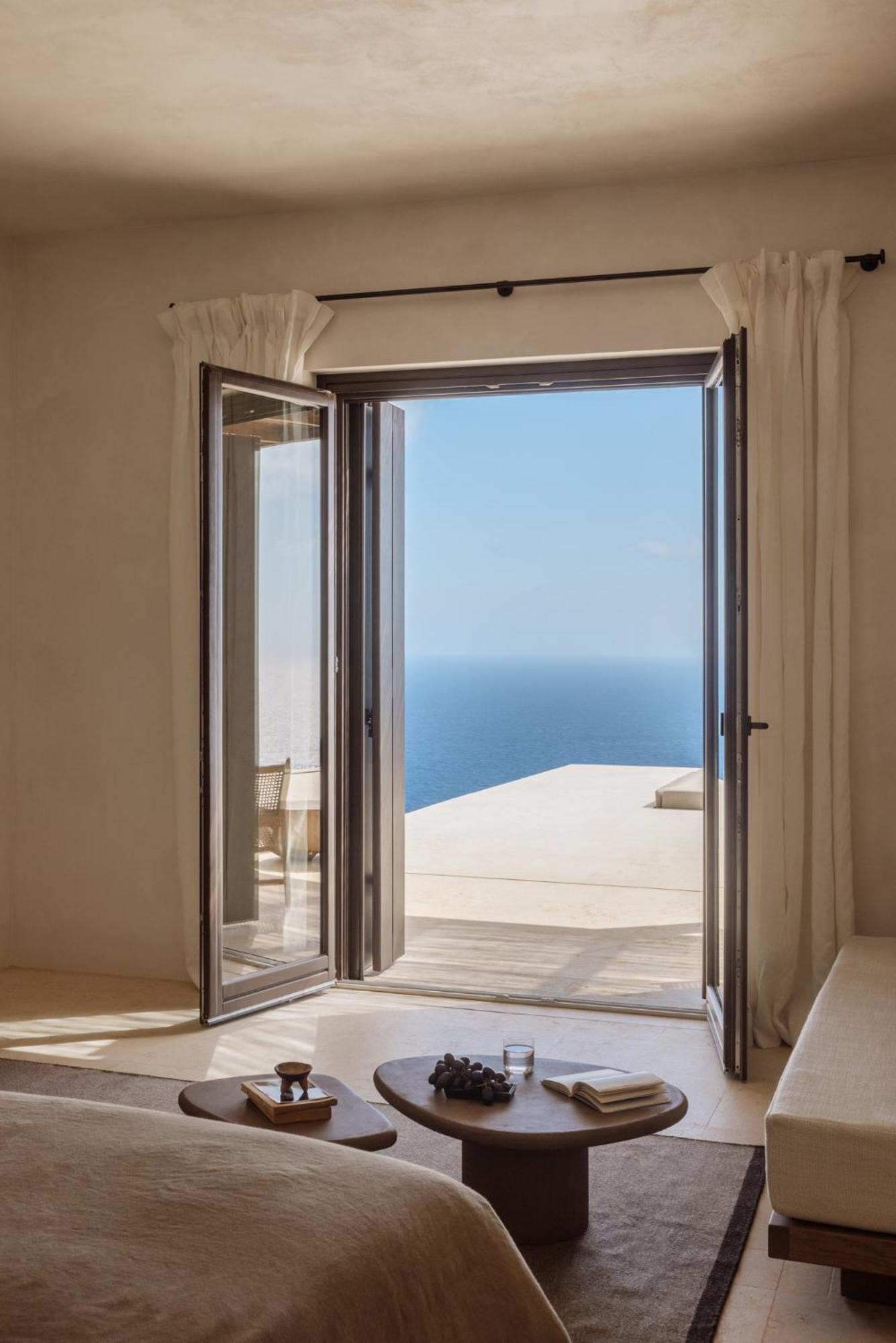 Gundari Hotell Petousis Exteriör bild